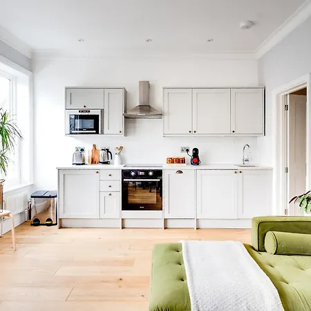 Charming Elegance At The Pontcanna Pearl - Prime Location With Comfort And Style Cardiff Exterior photo